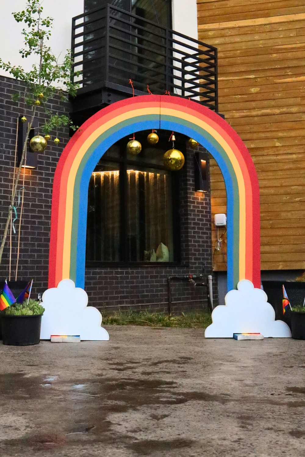 Rainbow Arch - Event Rental