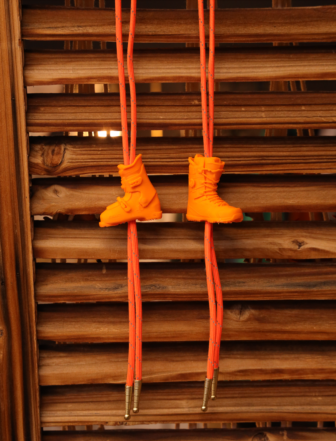 Apres All Day Bolo Tie