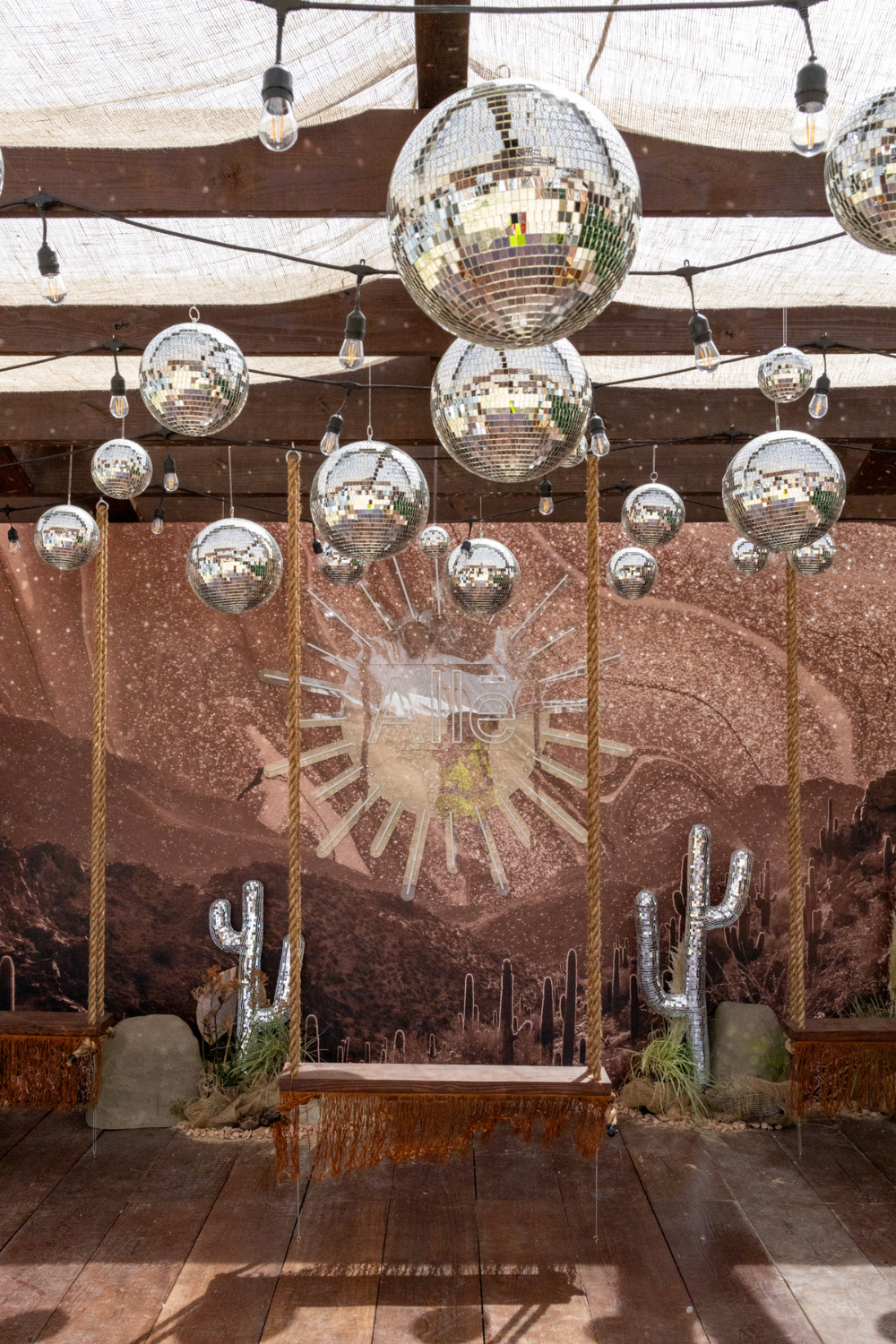 Discobal Staander Disco Lights For Wedding Party Lights Hire For Weddings & Events